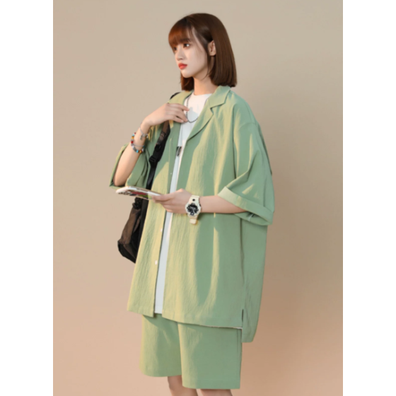 男鞋2022夏季透气冲孔时尚休闲板鞋压花耐磨小白鞋男